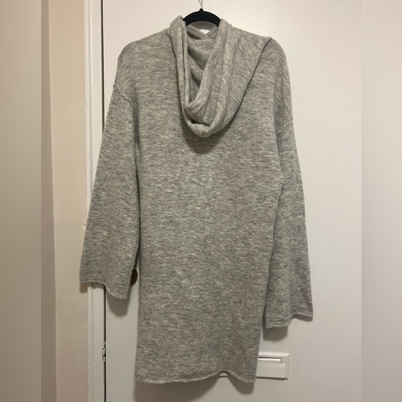 Wilfred Free Aritzia Sissi Hooded Sweater Dress - Picture 4 of 6